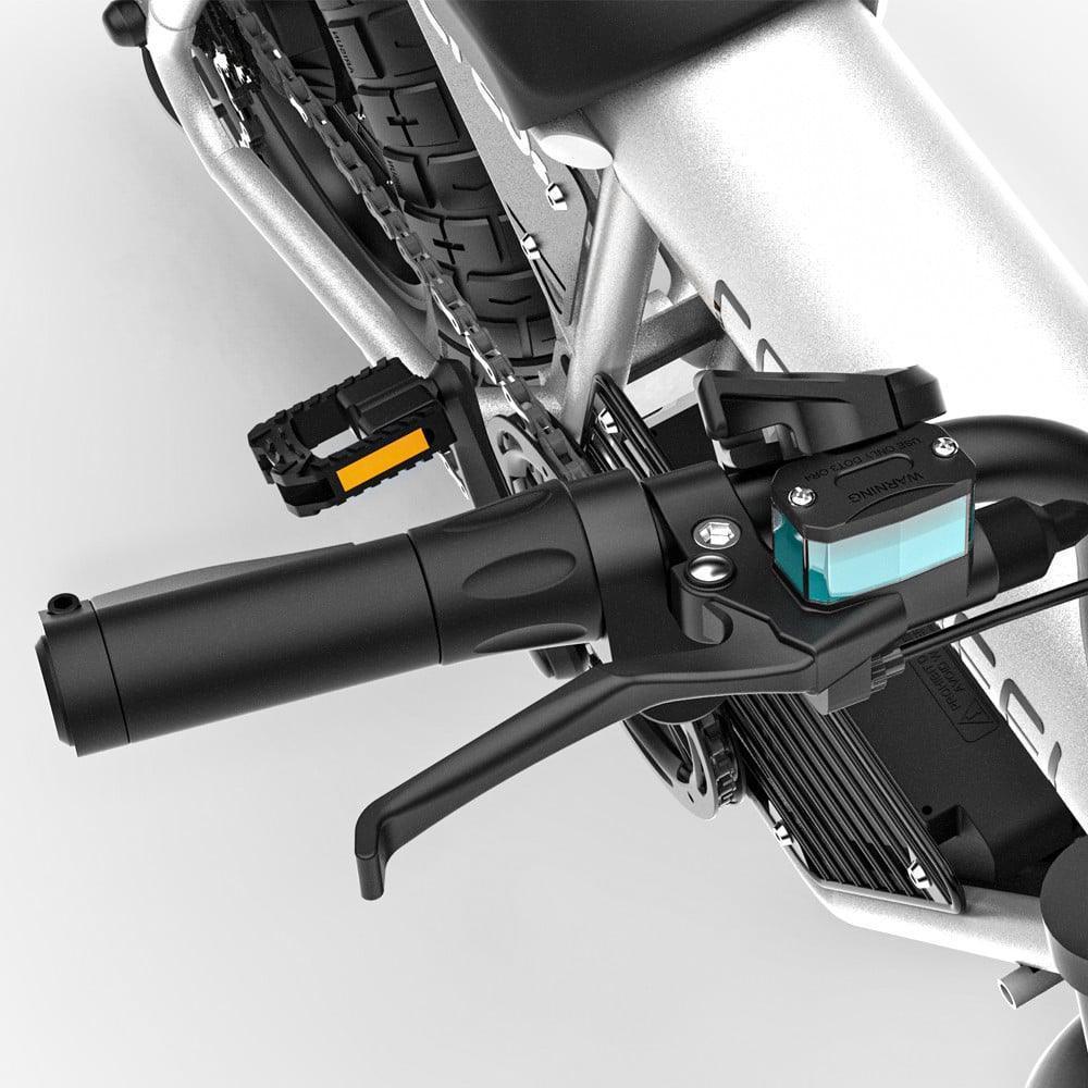 Coswheel CT20S electric bike handlebar and brake lever close-up, silver frame