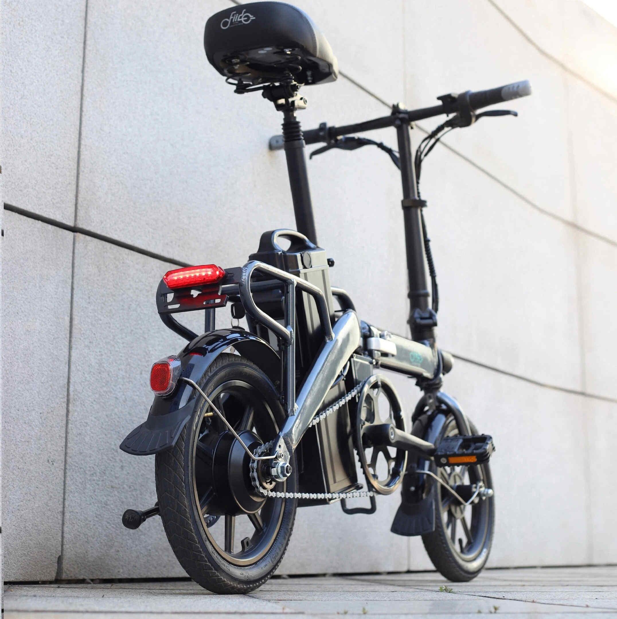 FIIDO L3 Electric Bike with mudguard and light - UK - Pogo Cycles